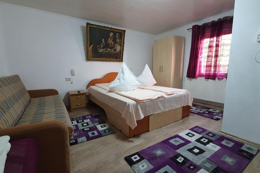 Casa Petruta Dambovicioara Hotel Podu Dimbovitei ภายนอก รูปภาพ