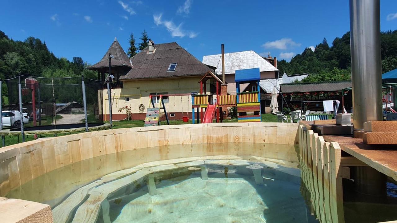 Casa Petruta Dambovicioara Hotel Podu Dimbovitei ภายนอก รูปภาพ