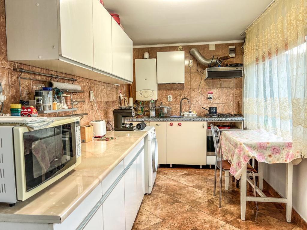 Casa Petruta Dambovicioara Hotel Podu Dimbovitei ภายนอก รูปภาพ
